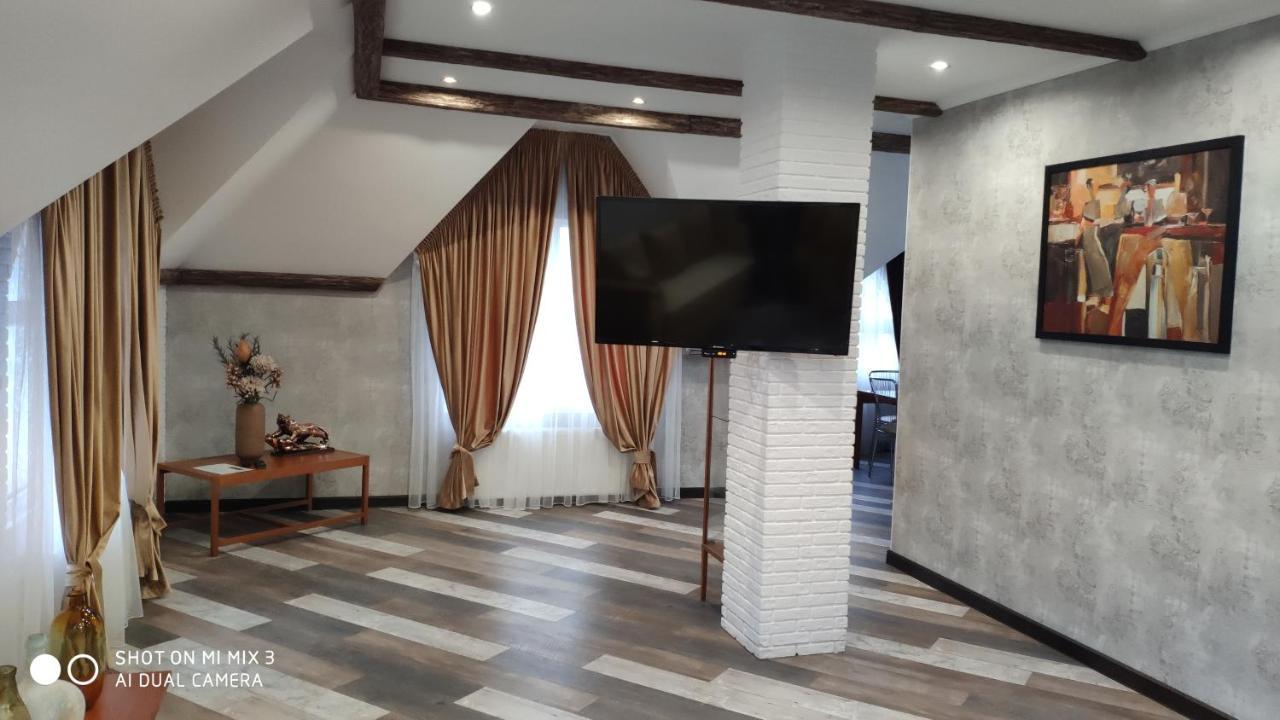White House Aparthotel Balti Exterior photo
