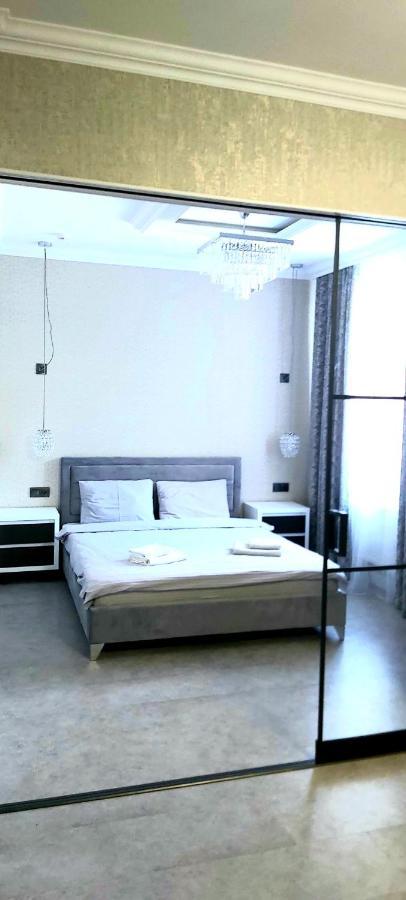 White House Aparthotel Balti Exterior photo