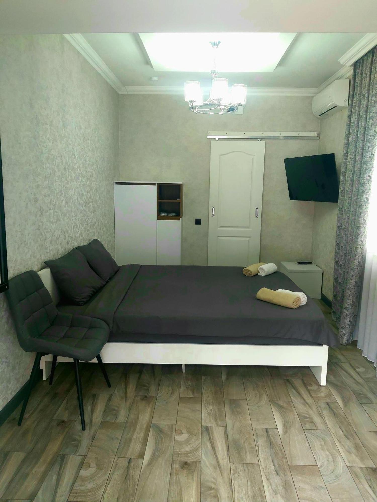 White House Aparthotel Balti Exterior photo